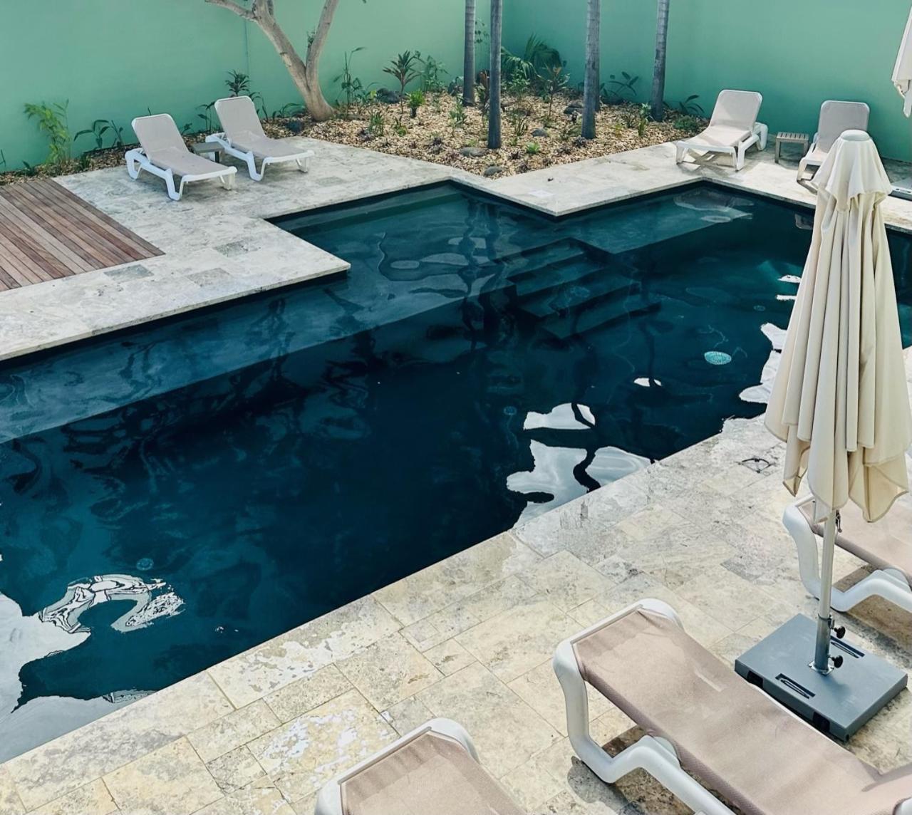 Residence Tropic Appart Hotel Saint-Gilles-les-Bains Exterior foto